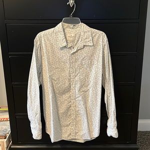 Men’s American Eagle Button Up